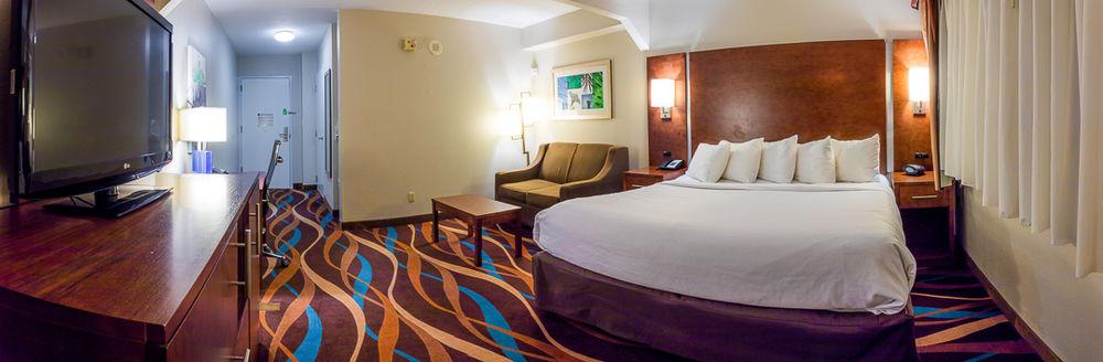 Four Points by Sheraton Fort Lauderdale Airport/Cruise Port Extérieur photo