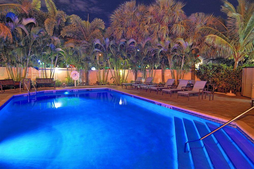 Four Points by Sheraton Fort Lauderdale Airport/Cruise Port Extérieur photo