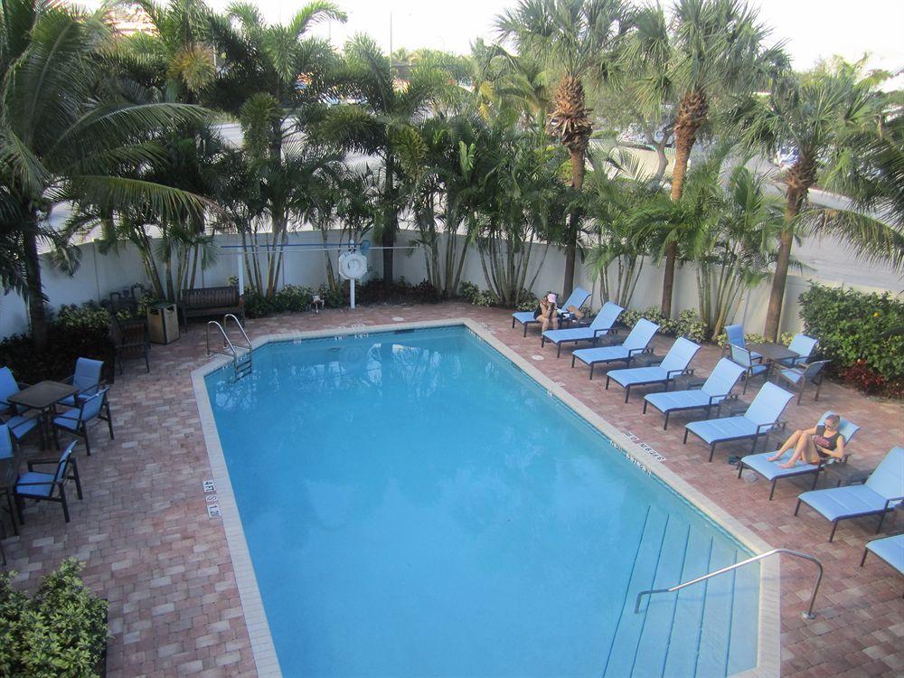 Four Points by Sheraton Fort Lauderdale Airport/Cruise Port Extérieur photo