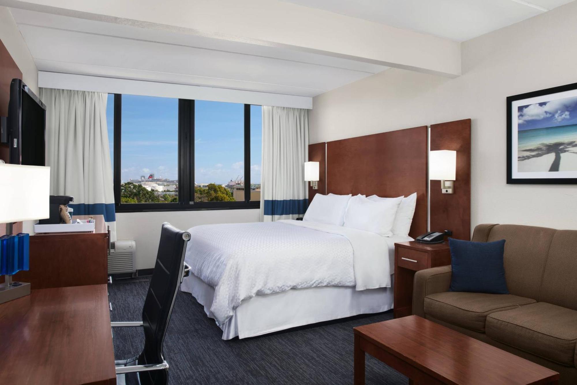 Four Points by Sheraton Fort Lauderdale Airport/Cruise Port Extérieur photo